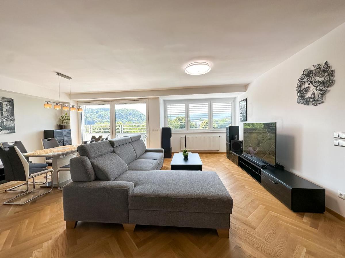 Lux Residence, A/C, Vip Parking, City View Banská Bystrica Esterno foto