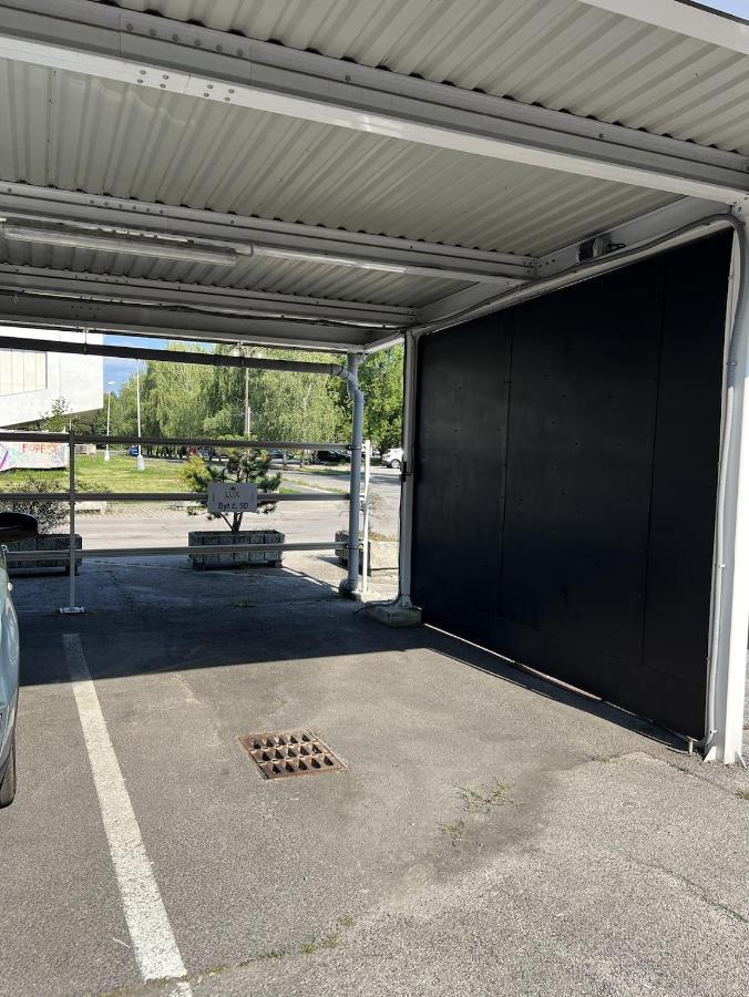 Lux Residence, A/C, Vip Parking, City View Banská Bystrica Esterno foto